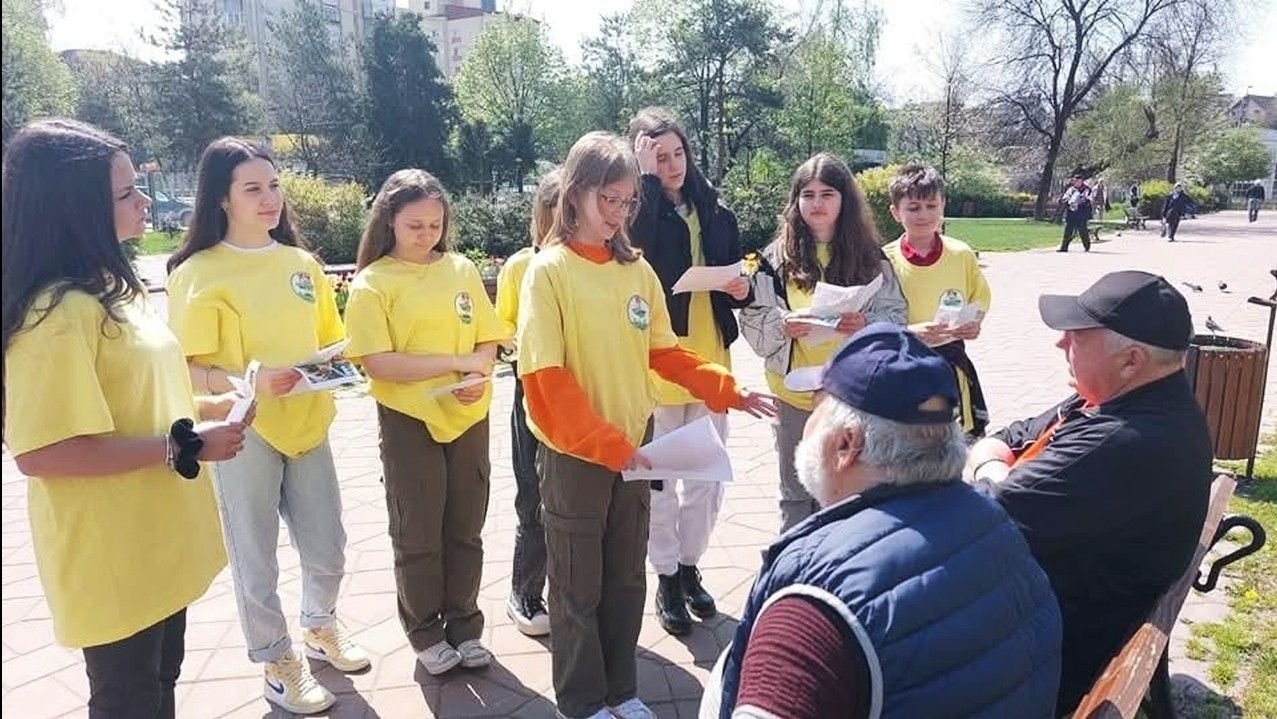 Școala viitorului: elevi autonomi și implicați, profesori „ghizi” 350122