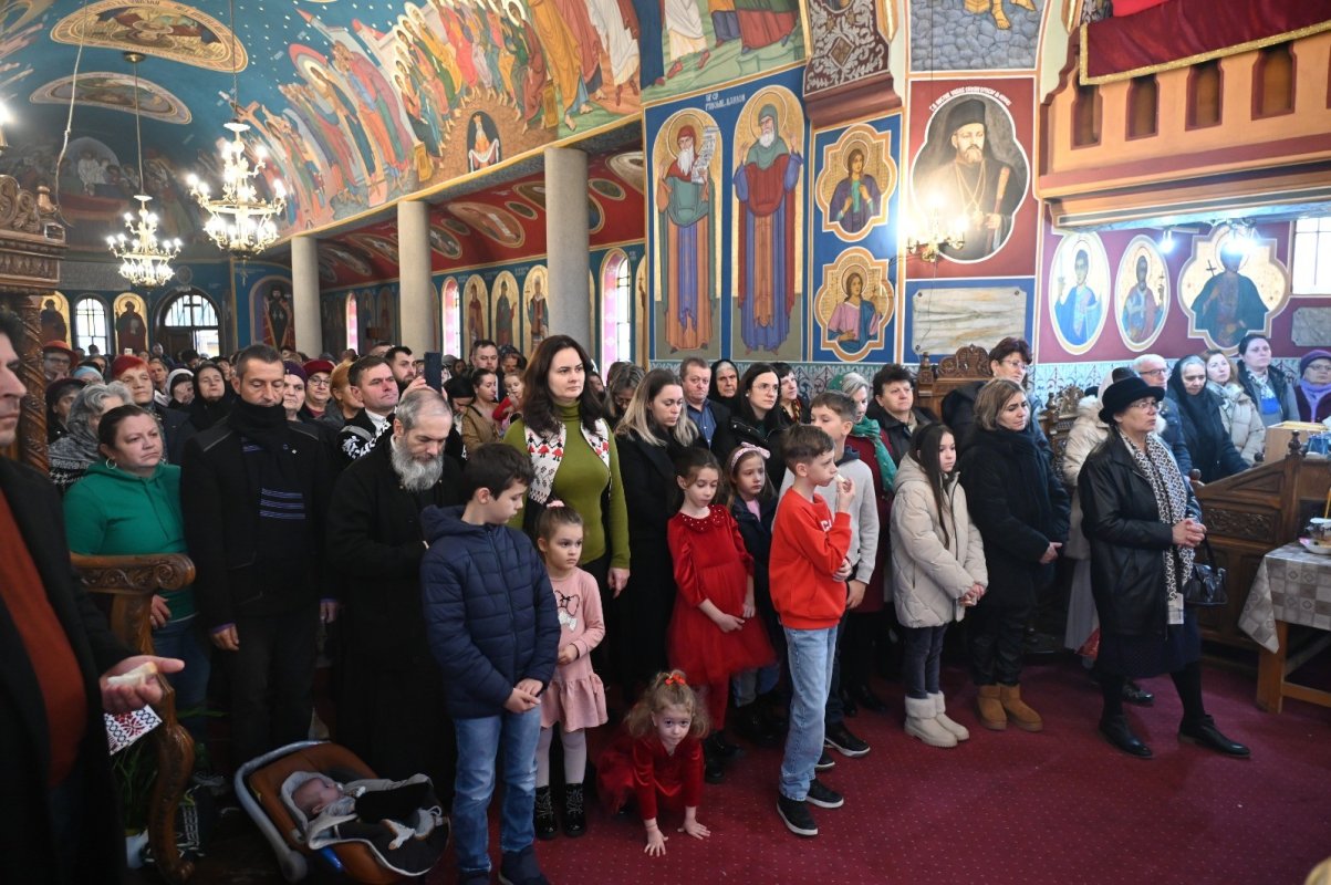 Slujiri arhiereşti la Oradea 350221