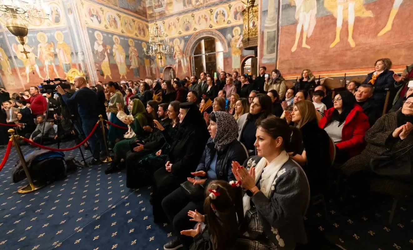 Concert „Tronos” la Mănăstirea Cernica din județul Ilfov 350358