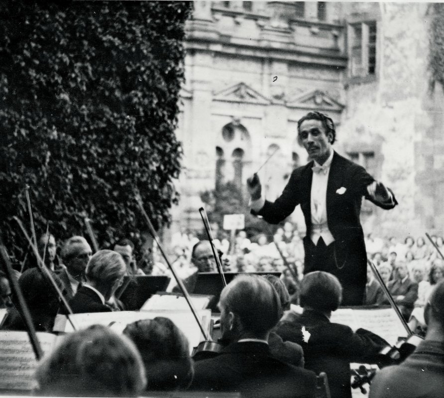 Tată și fiu: moștenirea Celibidache 350252