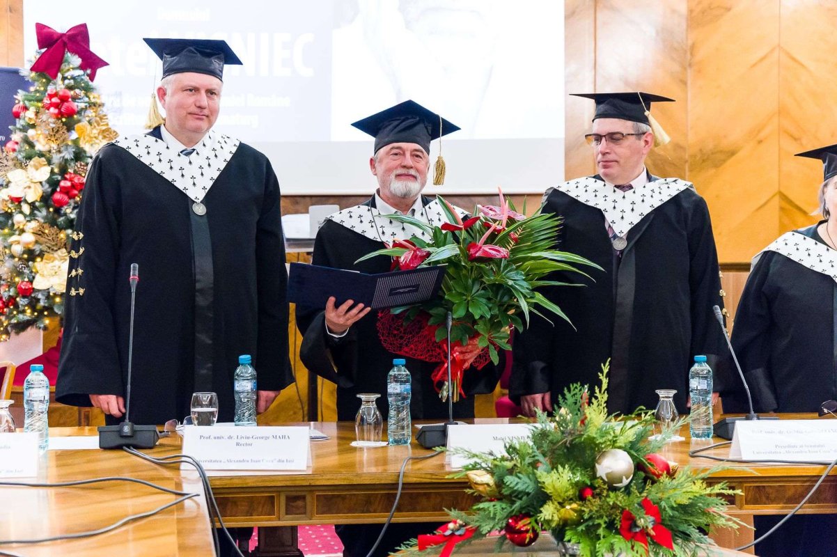 „Nu există un raport automat între cultură și civilizație” 350465