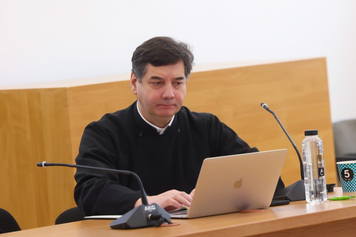 Profesorul John P. Burgess a conferențiat la București 350568