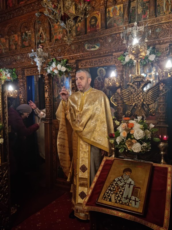 Sfântul Spiridon sărbătorit la un lăcaș martir din București 350559