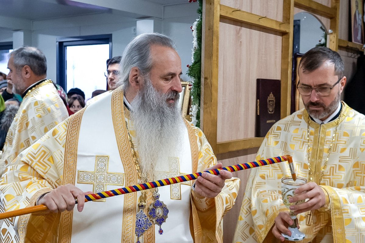 Binecuvântare arhierească în Parohia „Sfântul Iosif cel Milostiv” Bucium 350595