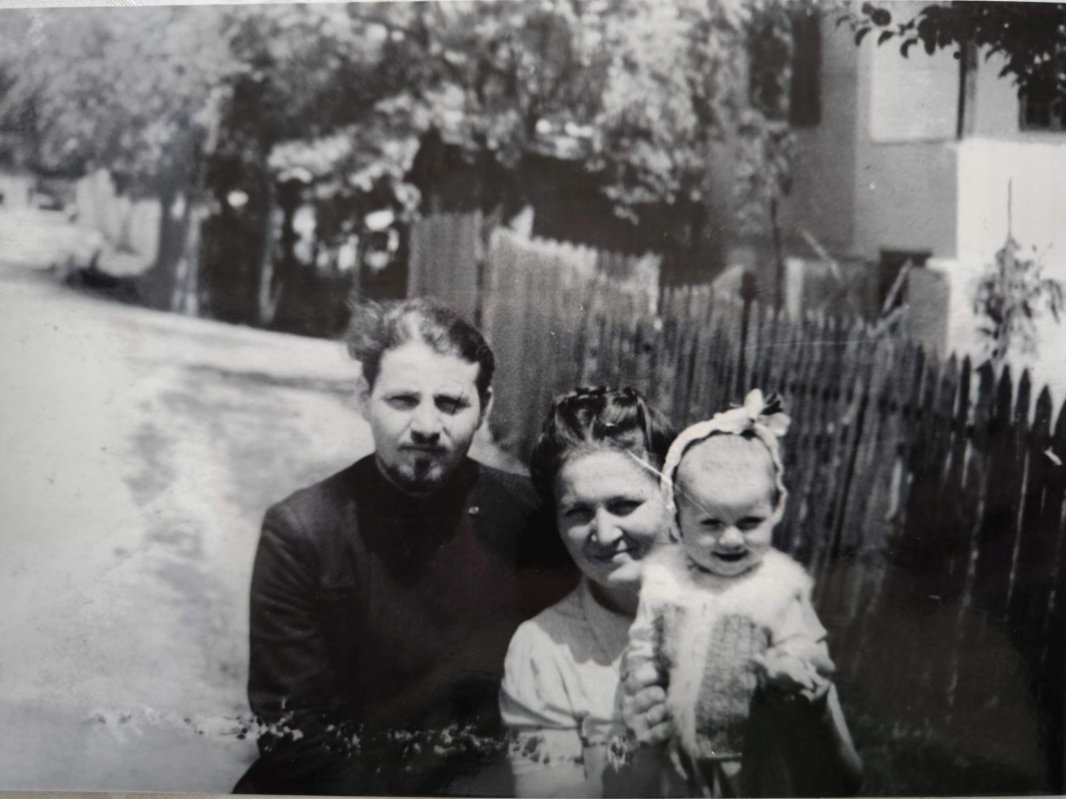 Biserica albă de pe Valea Suhăi 349726