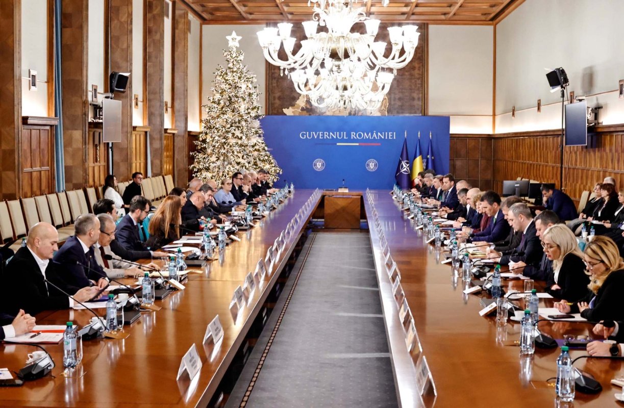 Argumente pro și contra înghețării salariului minim 350730