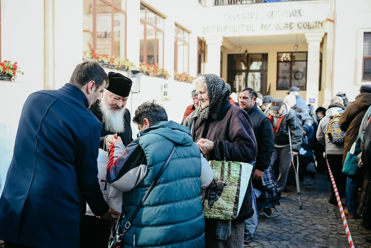 700 de pachete pentru persoane nevoiașe din județul Cluj 350935