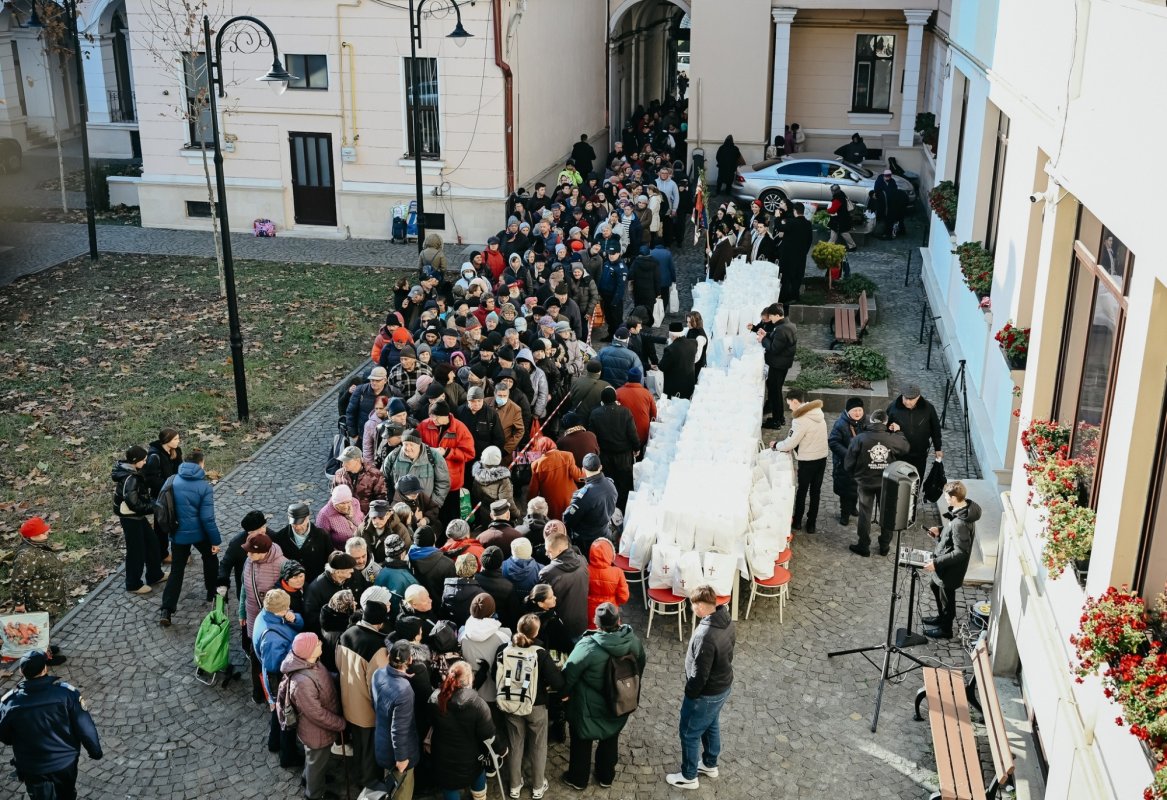 700 de pachete pentru persoane nevoiașe din județul Cluj 350936