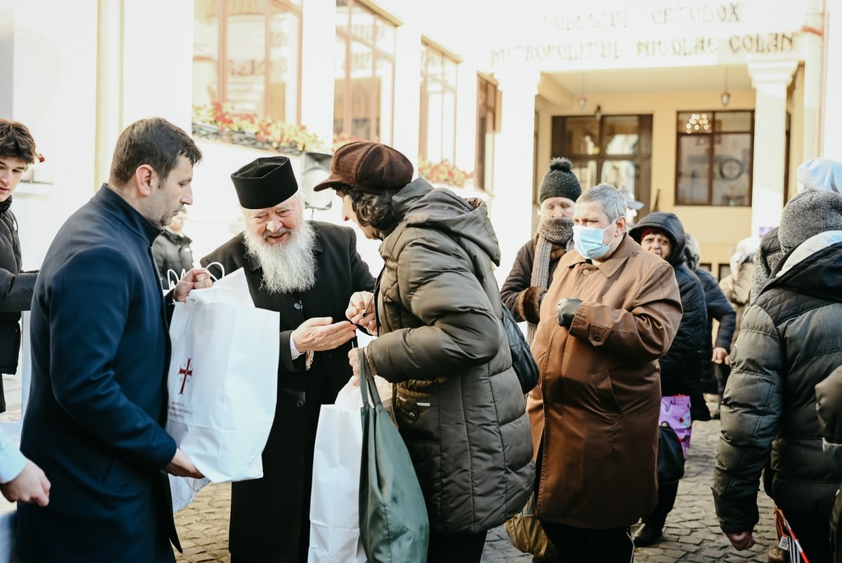 700 de pachete pentru persoane nevoiașe din județul Cluj 350939