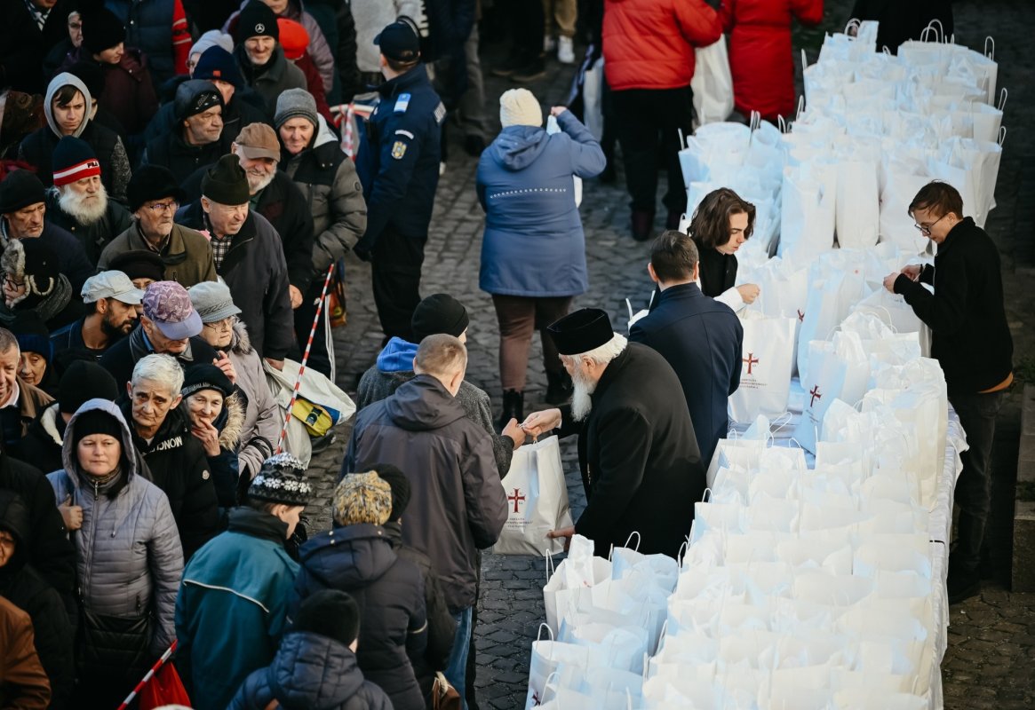 700 de pachete pentru persoane nevoiașe din județul Cluj 350940