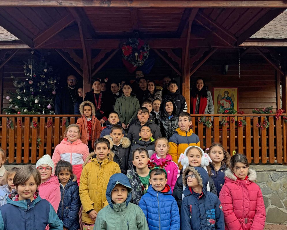 Bucurii pentru copiii de la un centru de zi din sectorul 4 350882