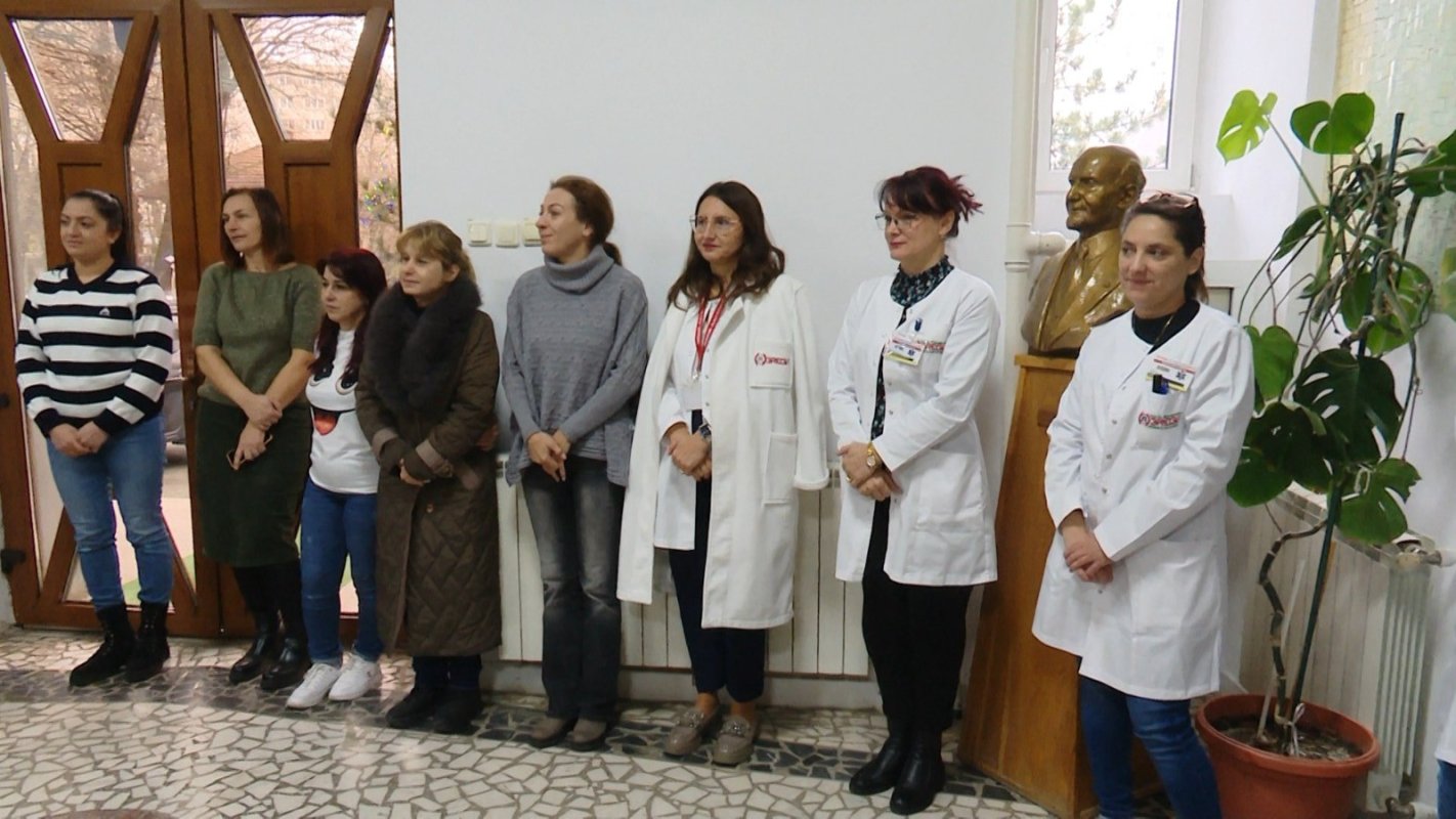 Colinde și daruri pentru pacienții Spitalului „Prof. Dr. Alexandru Obregia” 350892