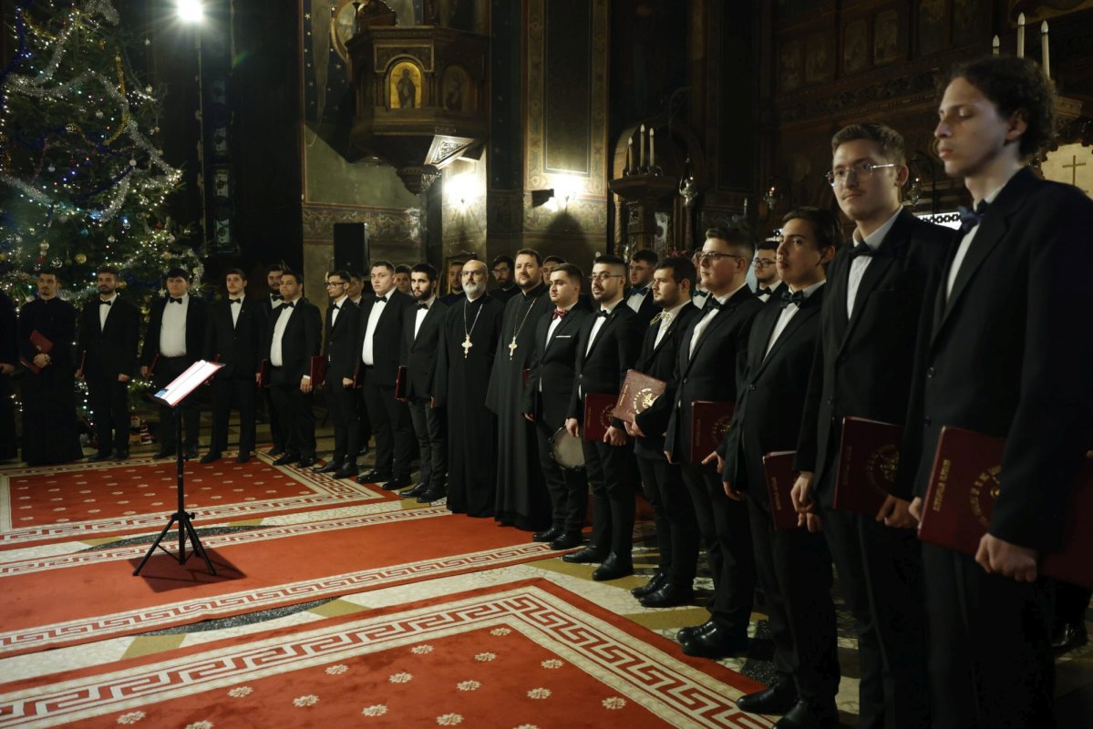 Concertul de colinde al Facultății de Teologie Ortodoxă din Craiova 350867