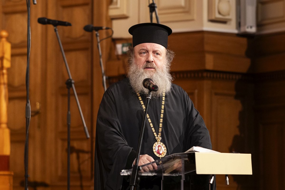 „După datini colindăm!”, concert caritabil la Palatul Patriarhiei 350946