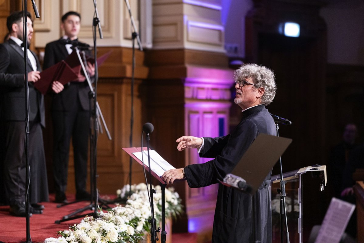 „După datini colindăm!”, concert caritabil la Palatul Patriarhiei 350949