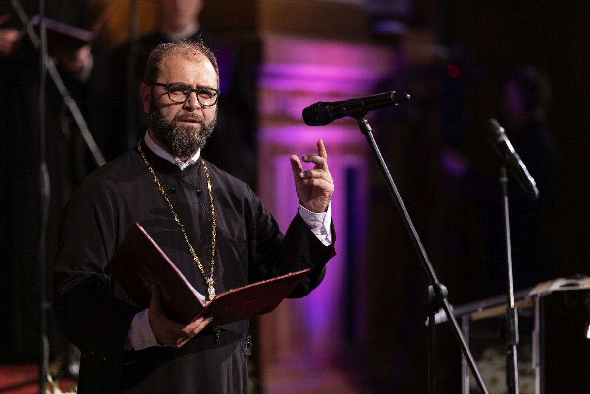 „După datini colindăm!”, concert caritabil la Palatul Patriarhiei 350956