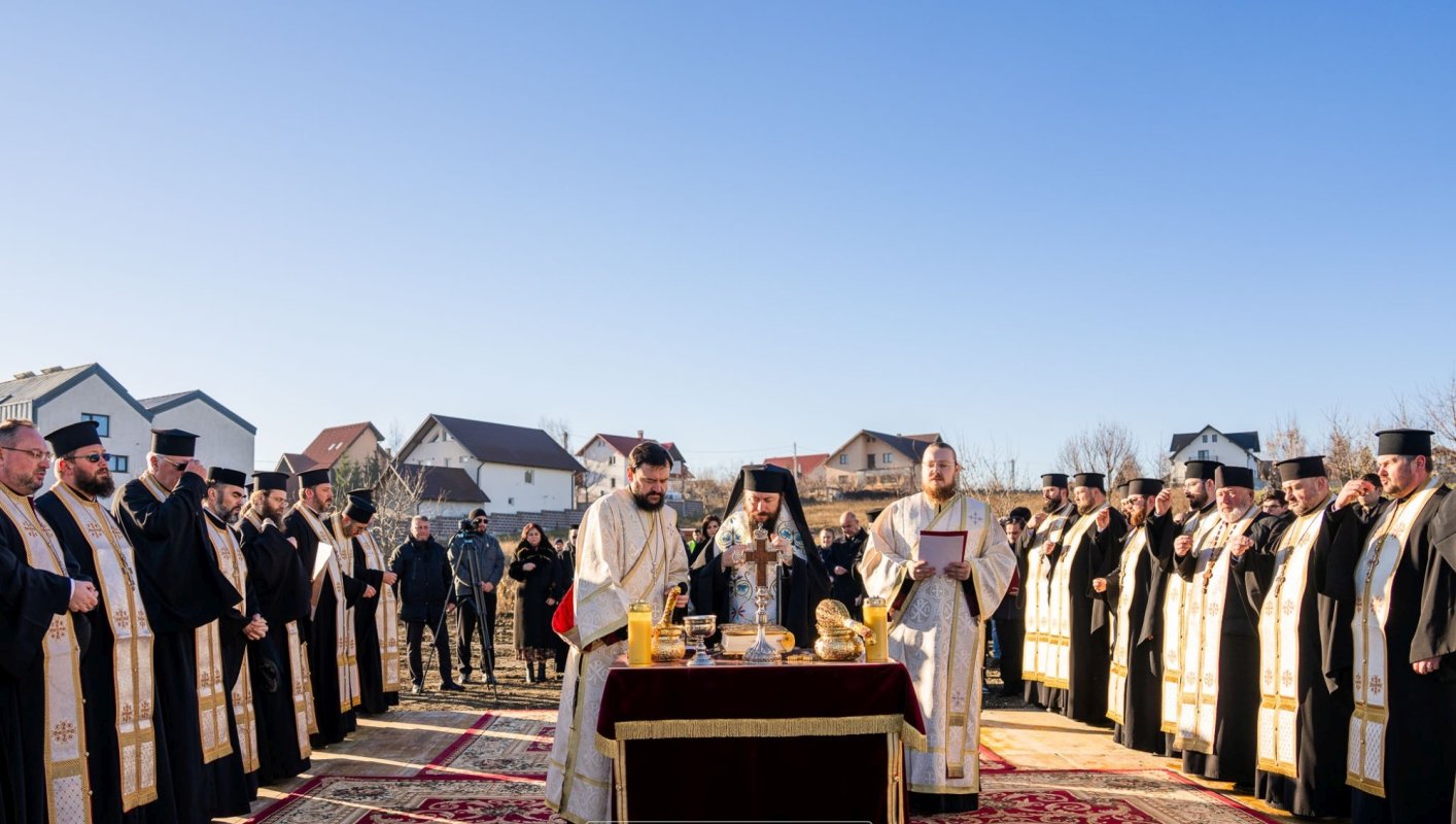 Piatră de temelie pentru un centru de îngrijiri paliative la Suceava 350860