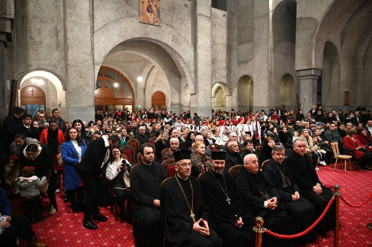 Concert de colinde de la Catedrala Episcopală din Oradea 350977