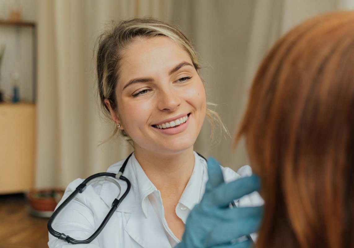 Legătura dintre problemele tiroidiene și căderea părului 350921