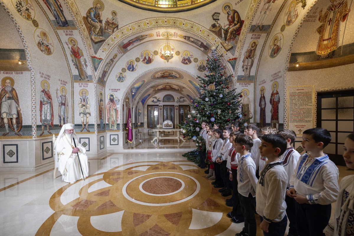 Patriarhul României a fost colindat la Reședința Patriarhală 351085
