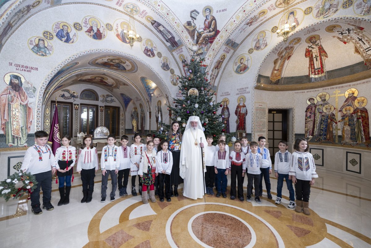 Patriarhul României a fost colindat la Reședința Patriarhală 351089