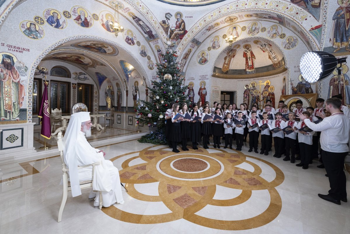 Patriarhul României a fost colindat la Reședința Patriarhală 351090