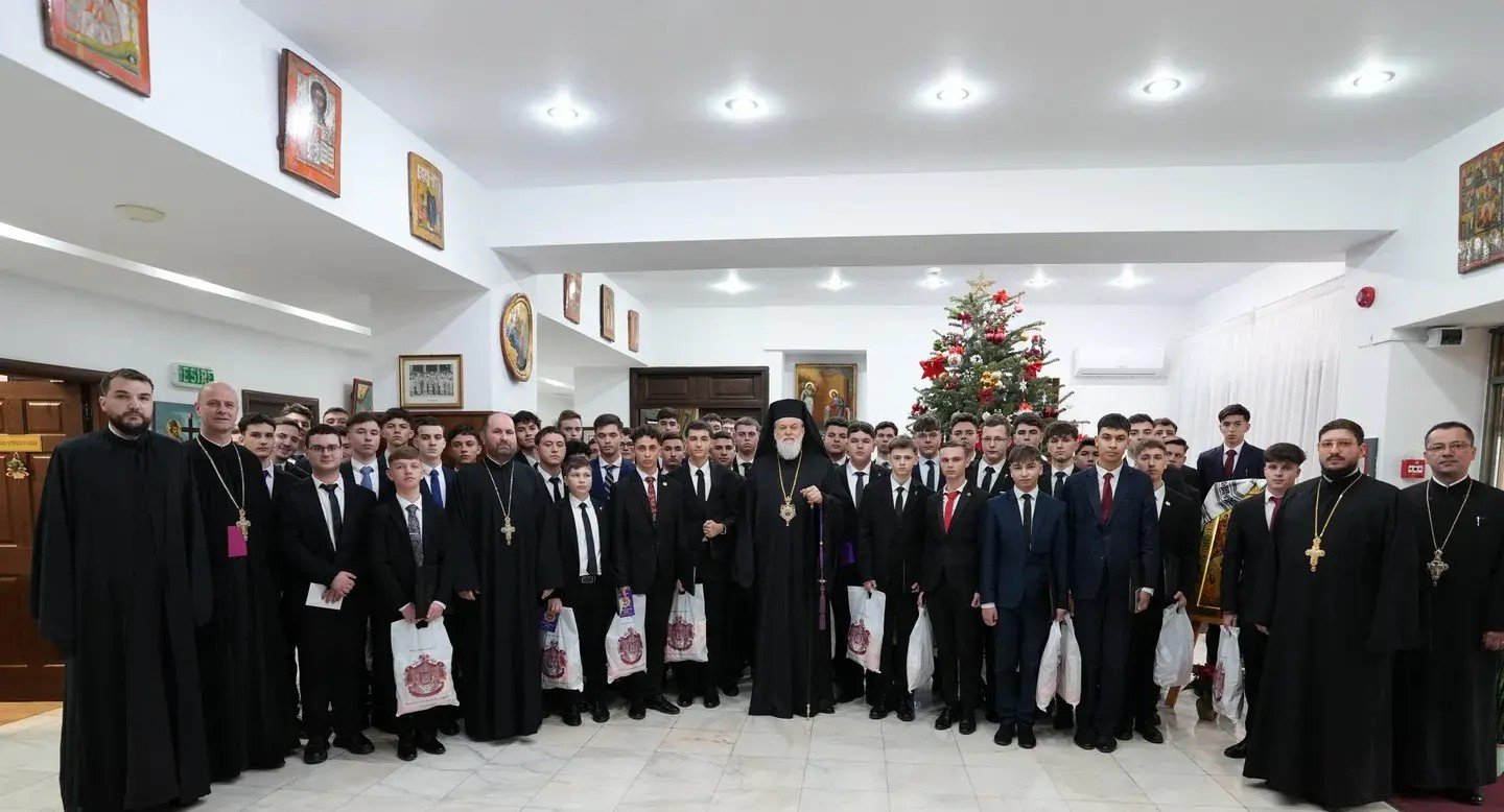 Burse pentru elevii Seminarului Teologic „Sfântul Ioan Gură de Aur” din Slobozia 351149