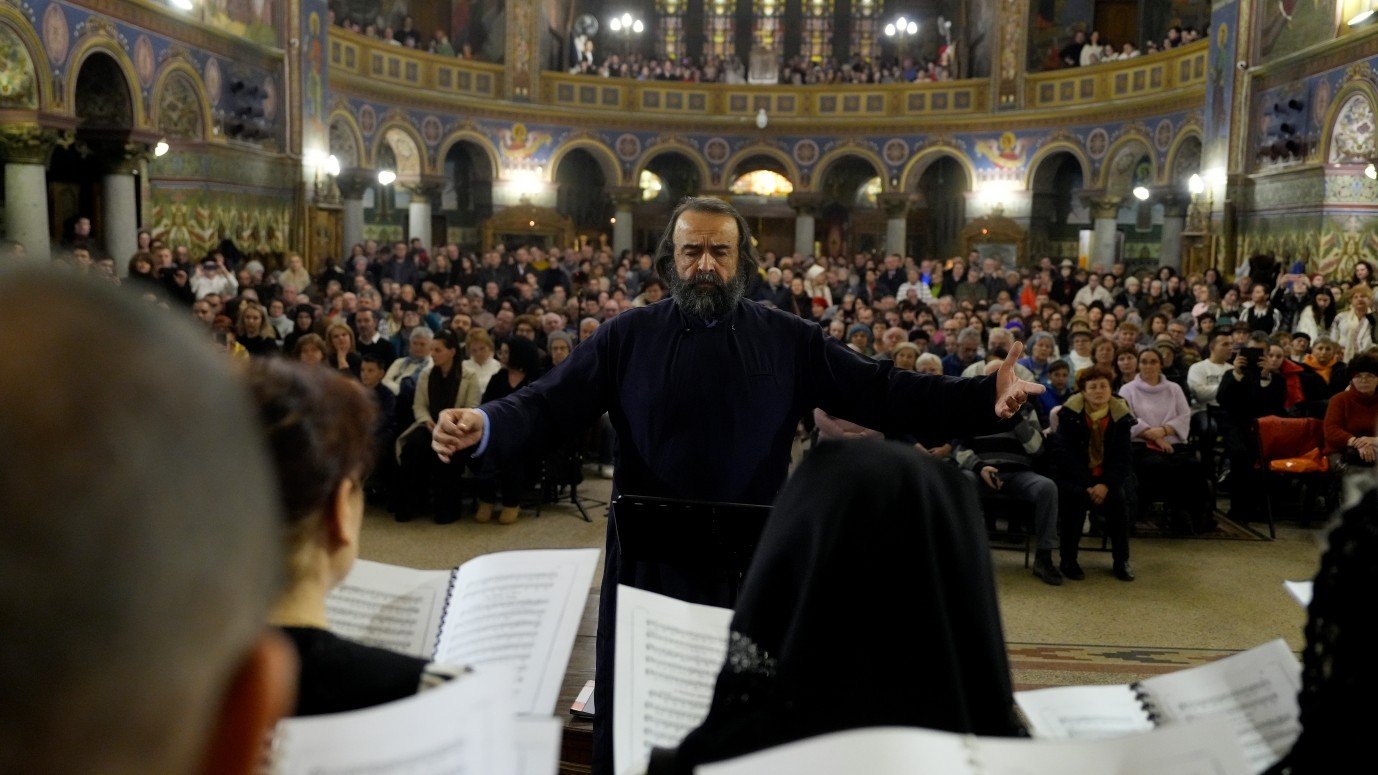 Patru coruri reunite în colind la Catedrala Mitropolitană din Sibiu 351128