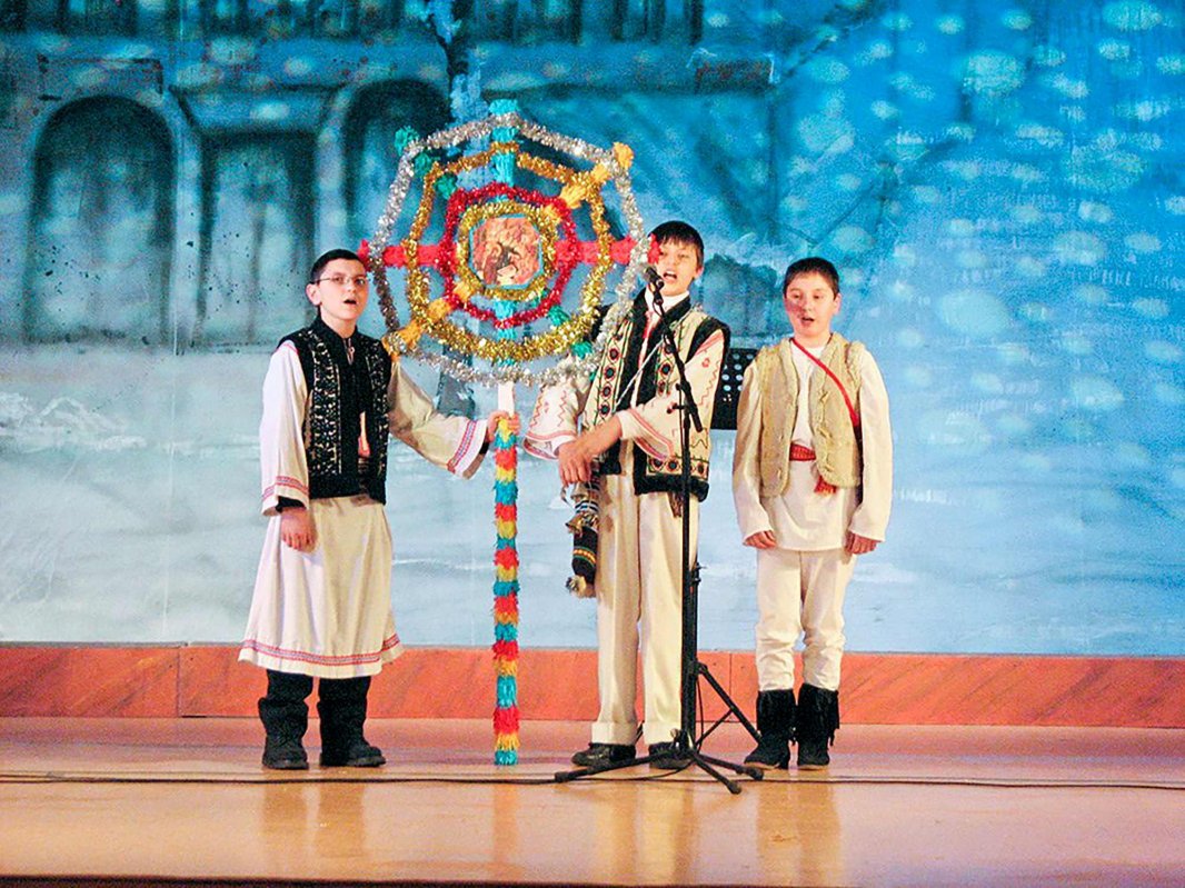 Colindul, chemarea străbună 350494