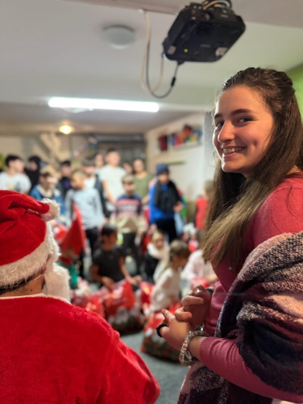 Activități ale voluntarilor Asociației „Studenți pentru viață” 351388