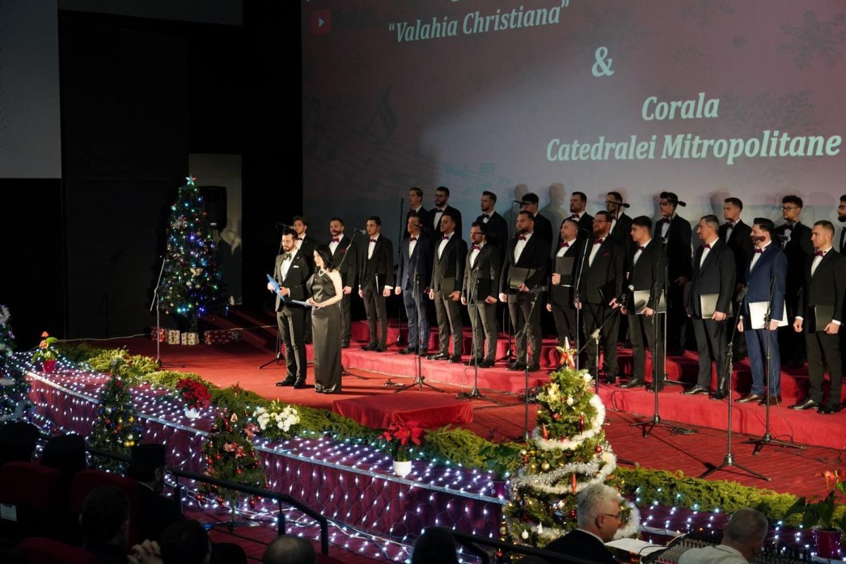 Concertul de colinde al Arhiepiscopiei Târgoviștei 351325