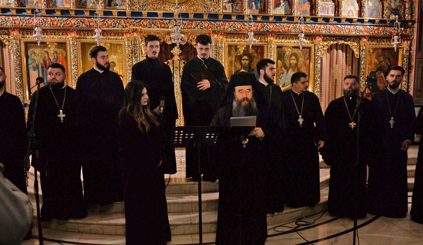 Concertul „Plecarea Magilor” la Mănăstirea Pantocrator 351380