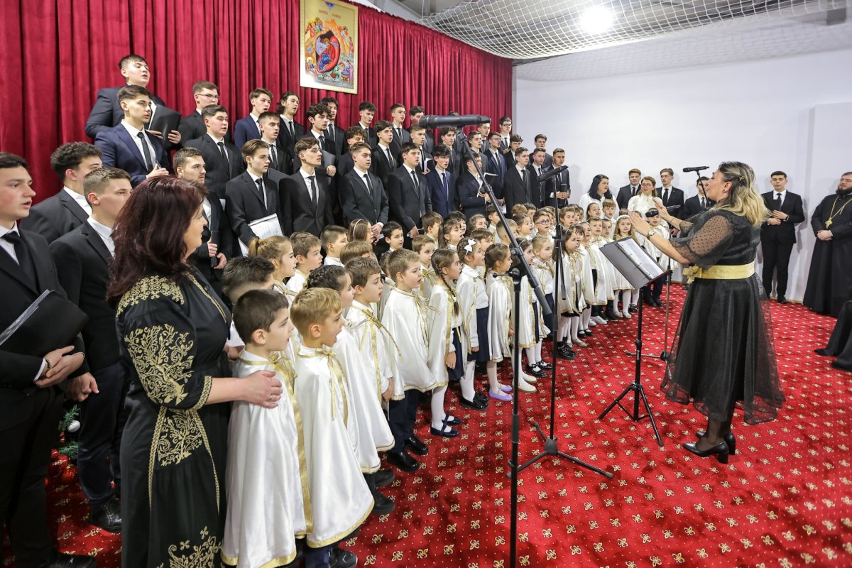 Serbarea de Crăciun a seminariștilor buzoieni 351318