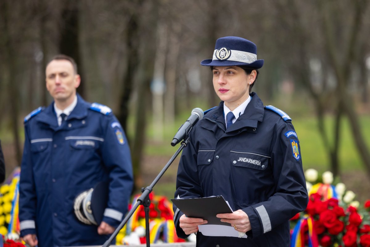 Slujbă de pomenire pentru eroii Revoluției la Aeroportul Otopeni 351574