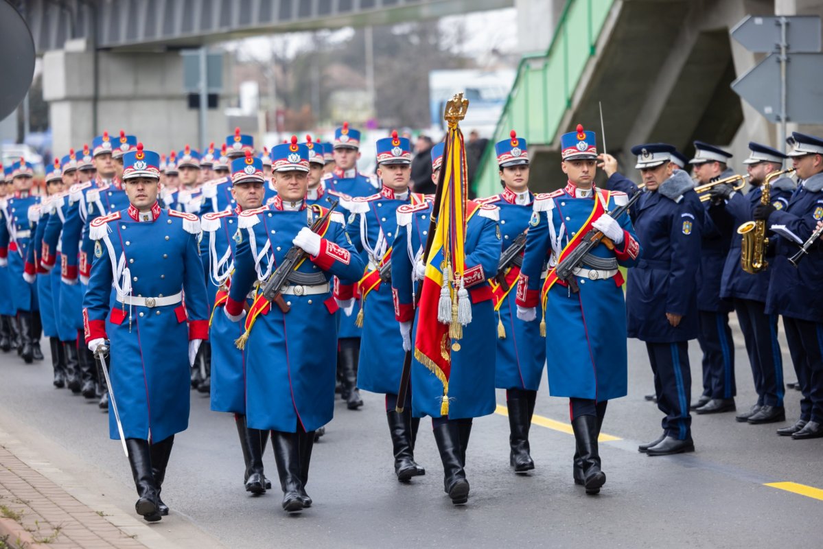 Slujbă de pomenire pentru eroii Revoluției la Aeroportul Otopeni 351581