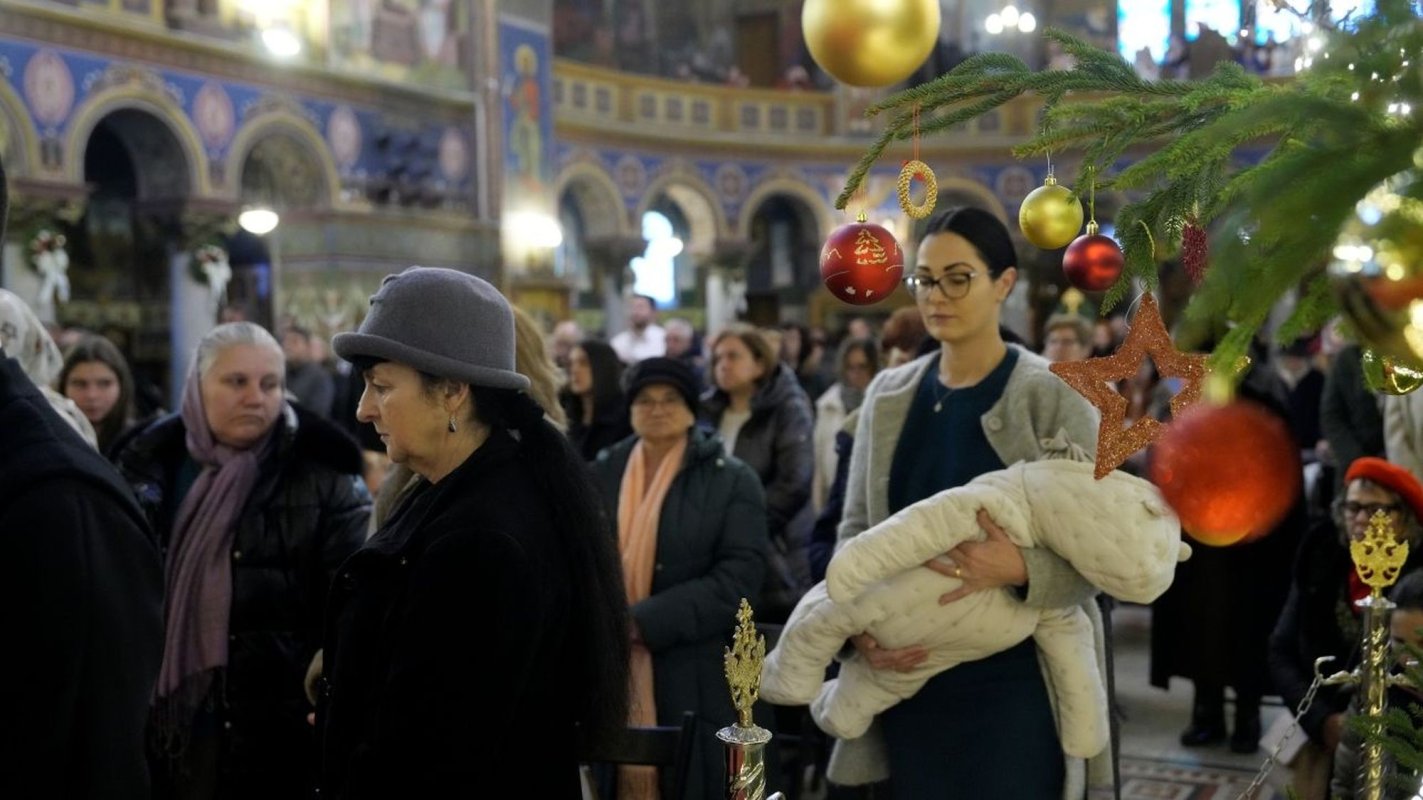 Comuniune în rugăciune la Sibiu, de praznicul Nașterii Domnului 351625