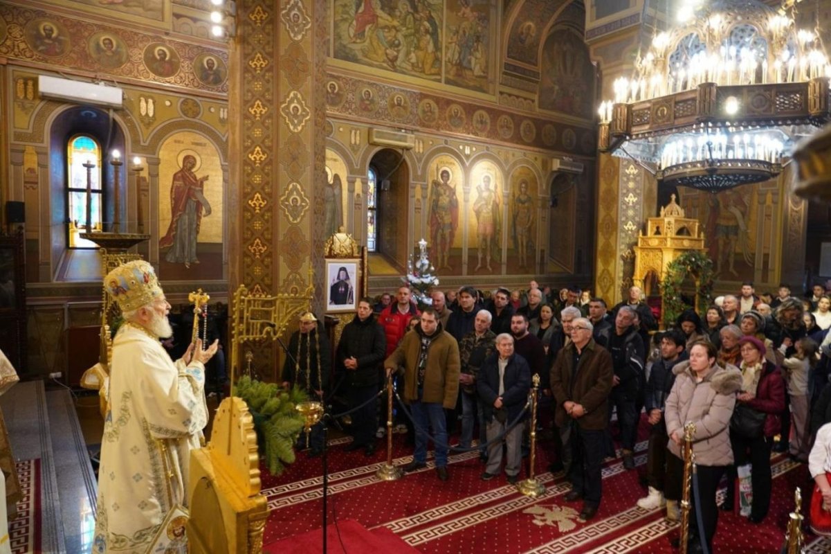 Crăciunul sărbătorit în eparhii din Muntenia și Dobrogea 351745