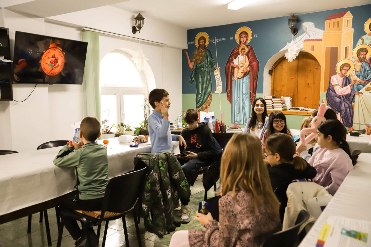 Bucuria Crăciunului în inimile copiilor de la Centrul „Noi Orizonturi”  351207