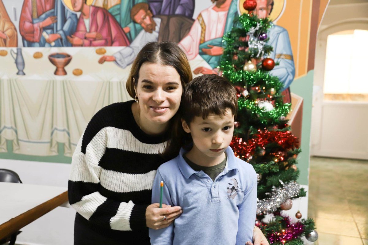 Bucuria Crăciunului în inimile copiilor de la Centrul „Noi Orizonturi”  351214