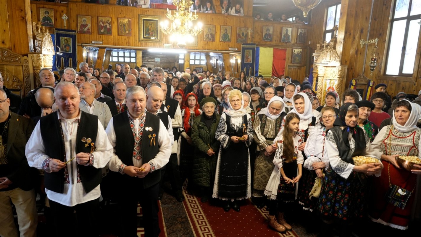 Liturghie arhierească la Braşov în a doua zi de Crăciun 351813