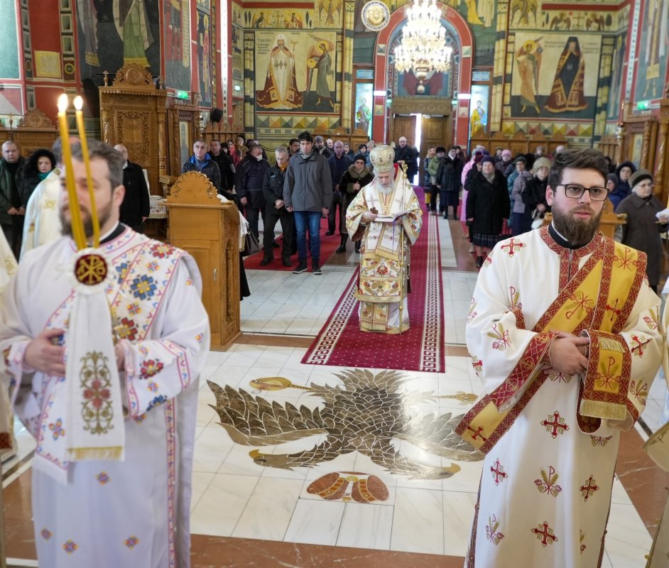 Hramul Catedralei „Naşterea Domnului” din Brăila 351896