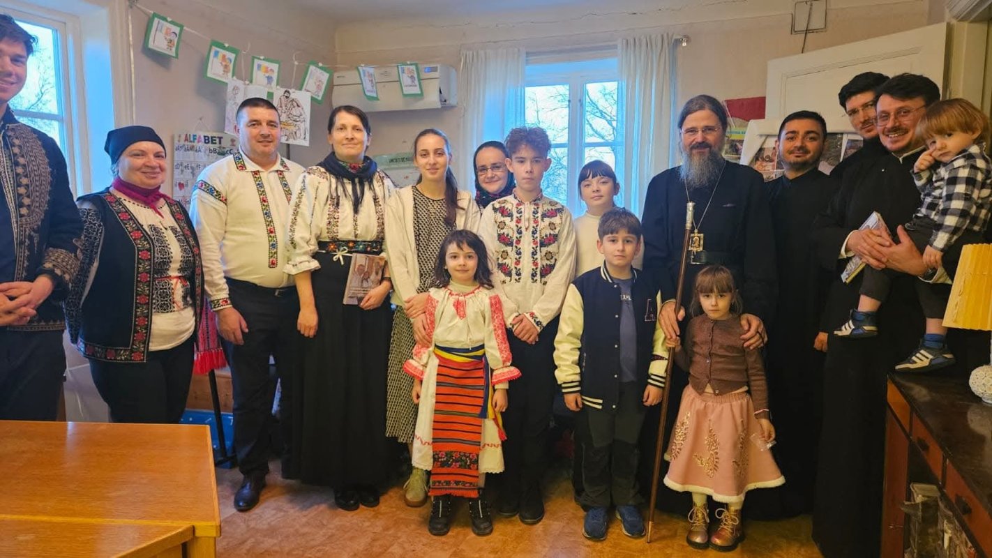 Slujiri arhierești în comunități românești din Suedia 351921