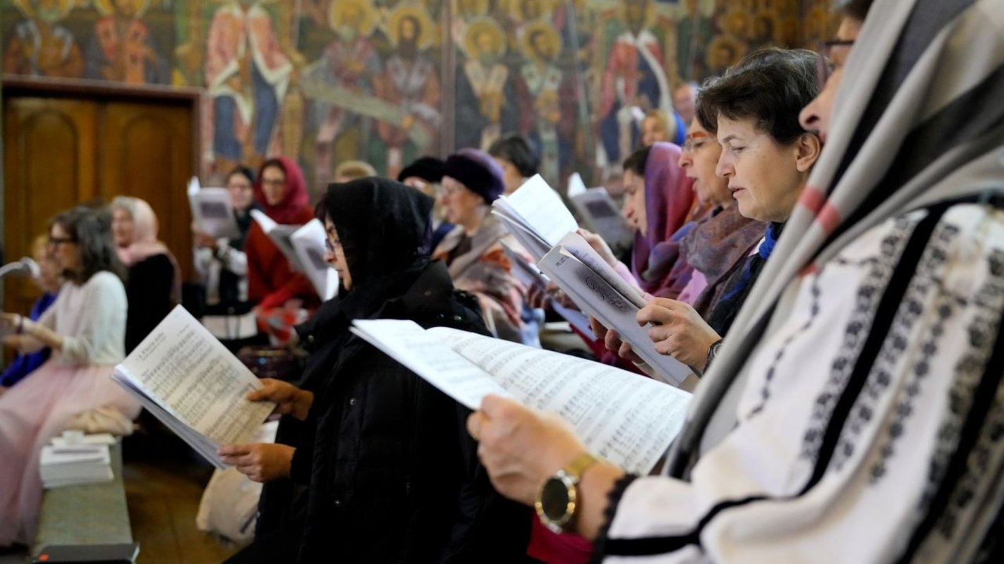 Slujire arhierească în prima zi din noul an la Sibiu 352109