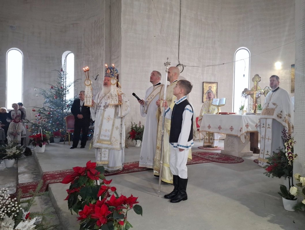 Hramul Bisericii „Sfântul Proroc Ioan Botezătorul” din Bistrița 352409