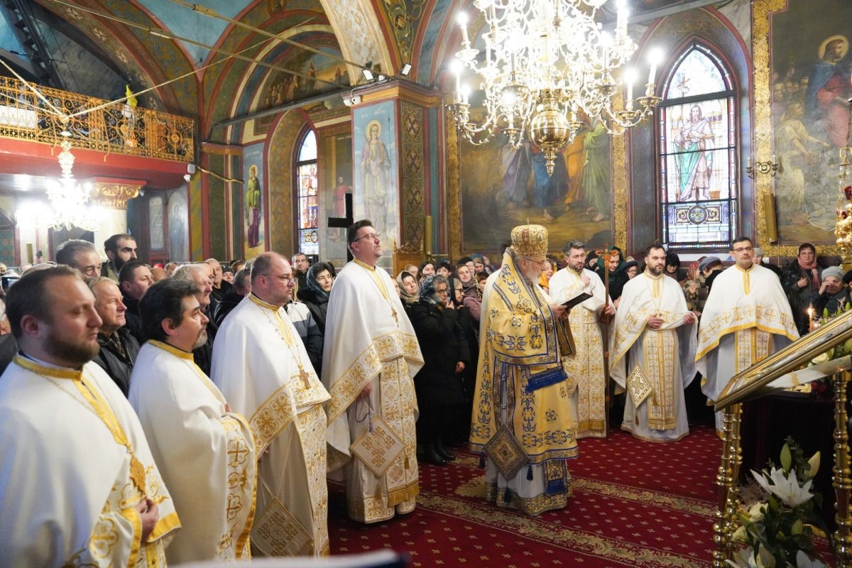 Praznice luminate în Eparhia Argeșului și Muscelului 352437