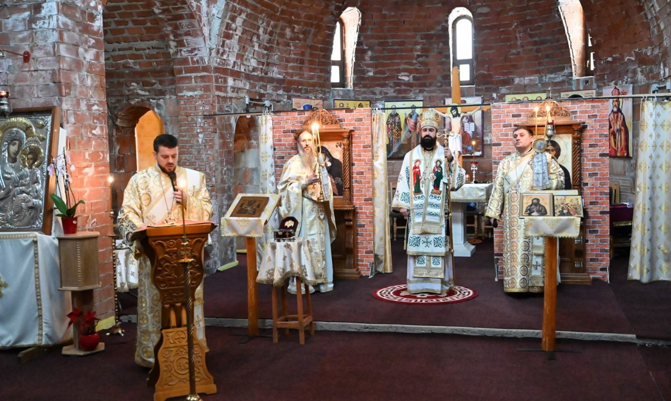 Sărbătorirea Înaintemergătorului Domnului în Episcopia Devei şi Hunedoarei 352494