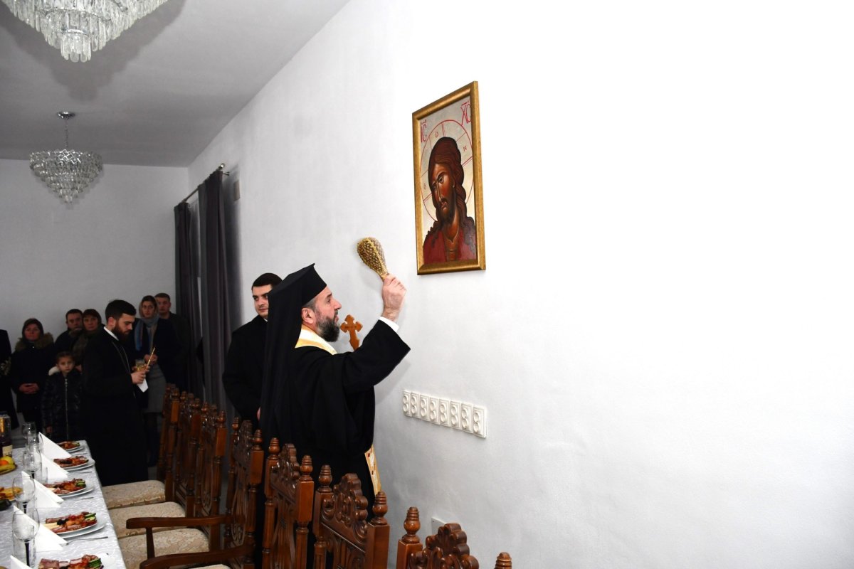 Binecuvântare într-o parohie din Banatul Montan 352618