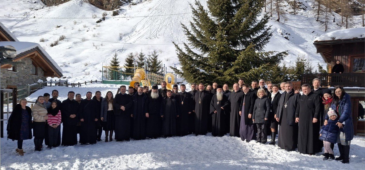 Întâlnire cu clericii români din Piemont 352706