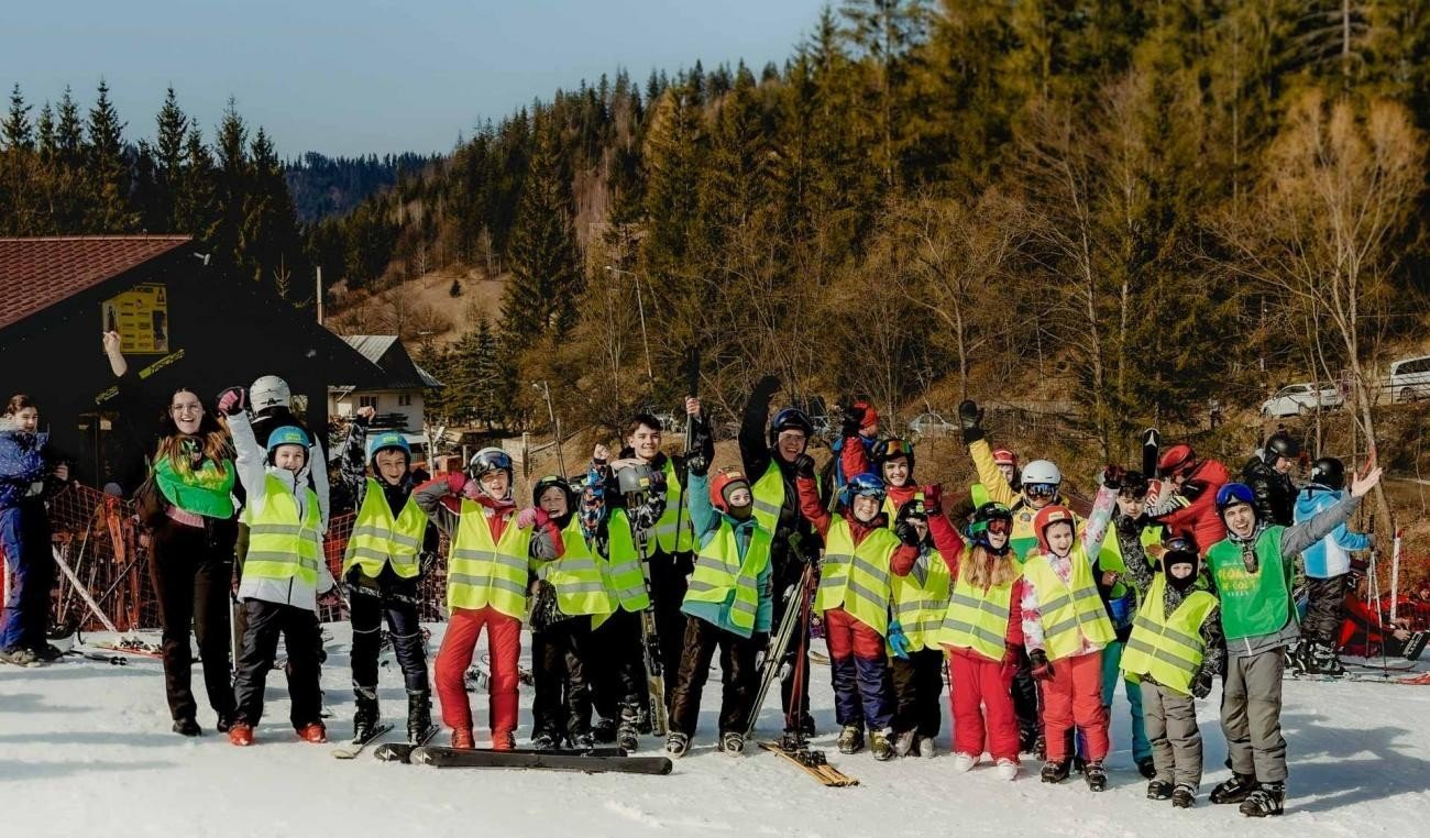 Înscrieri la tabăra de iarnă „Floare de colț”-Durău 352847