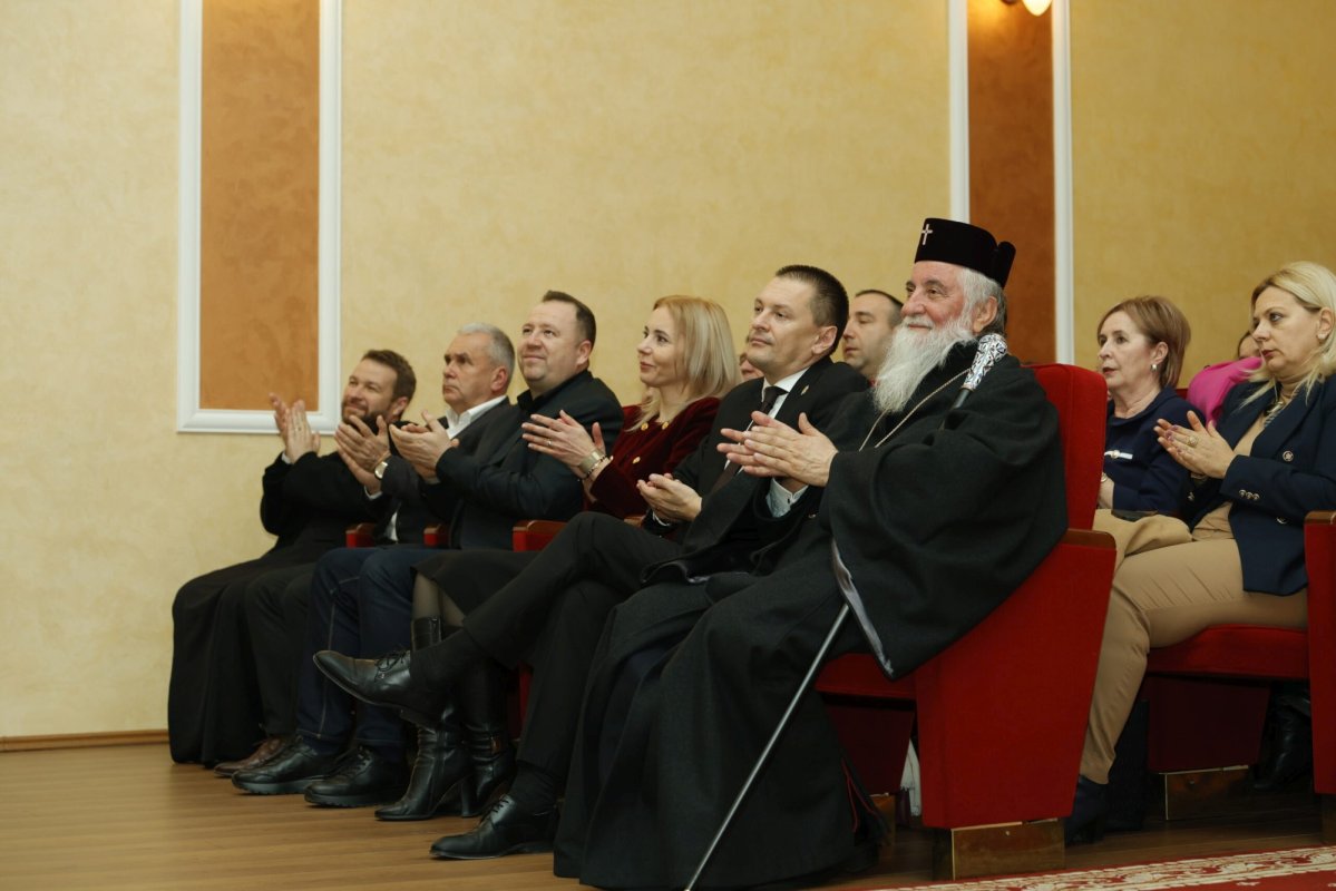 Omagiu prin cântec și versuri lui Eminescu, la Craiova 352957